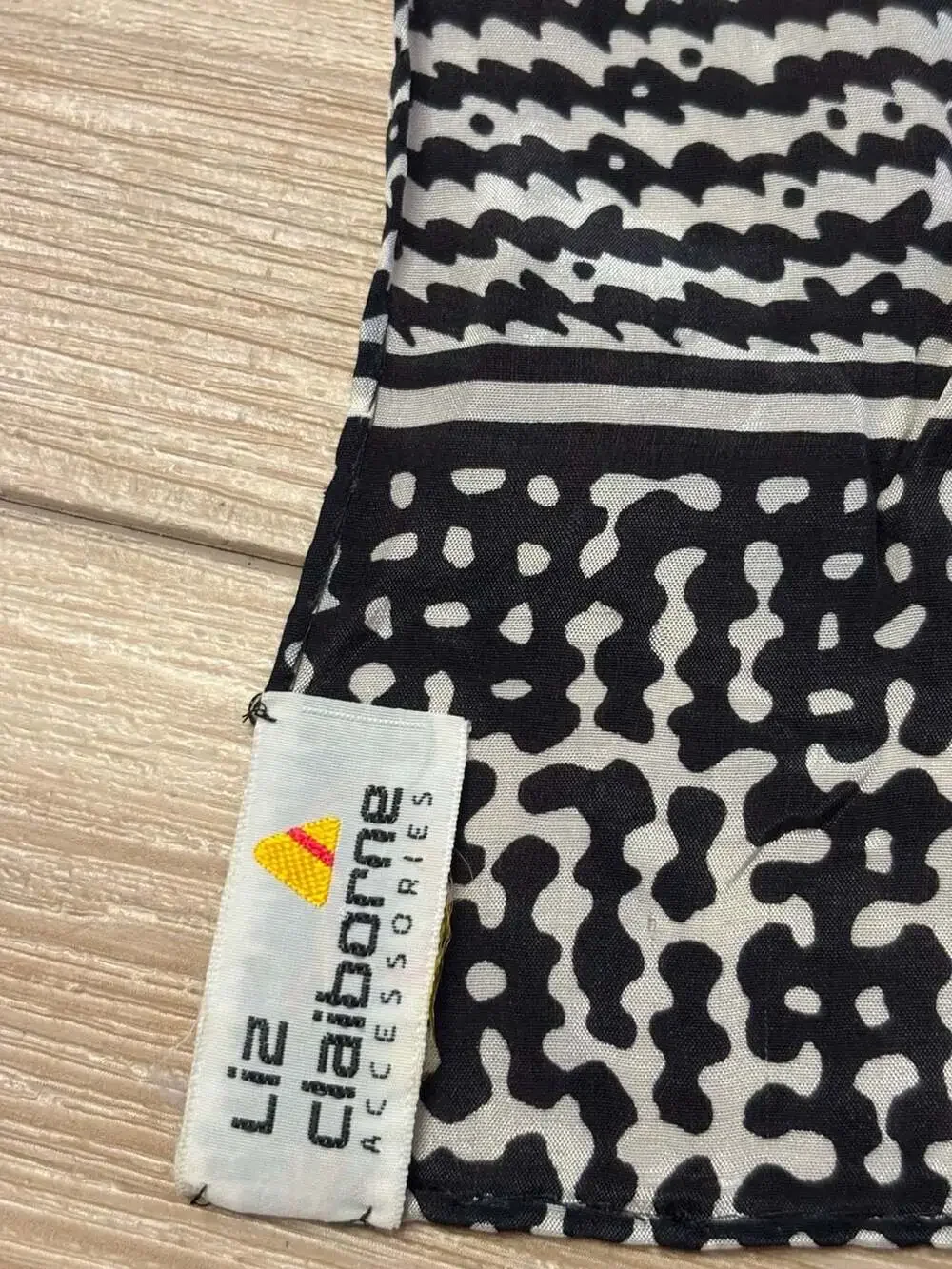 Liz Claiborne Accessories Black and White Abstract Print 100% Silk Scarf